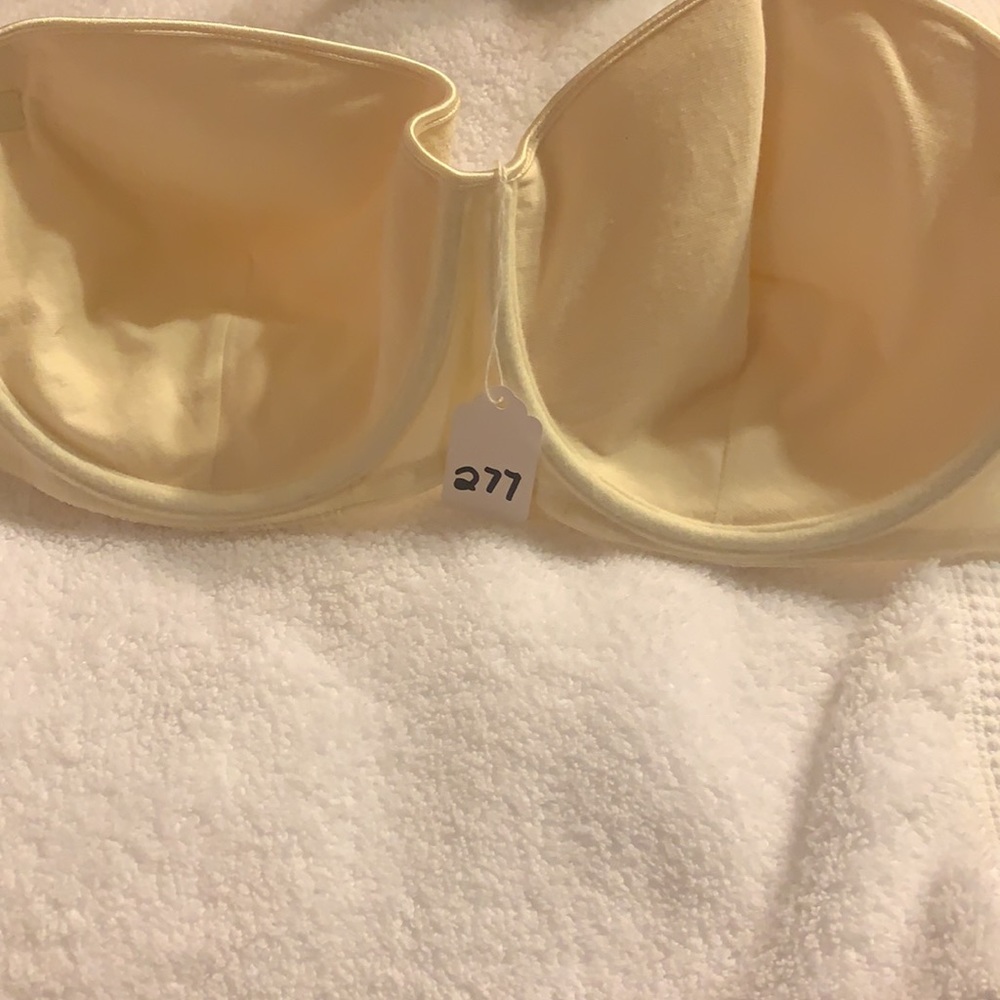 STRAPLESS BRA - Picture 2 of 3